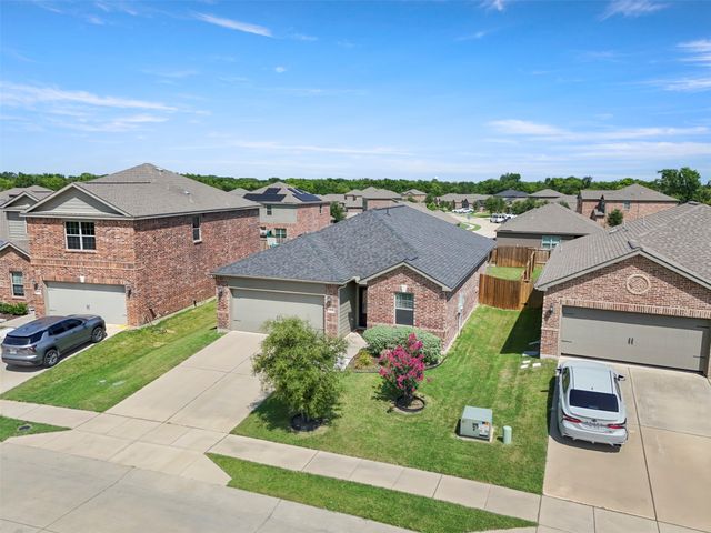 1535 Park Trails Boulevard, Princeton, TX 75407