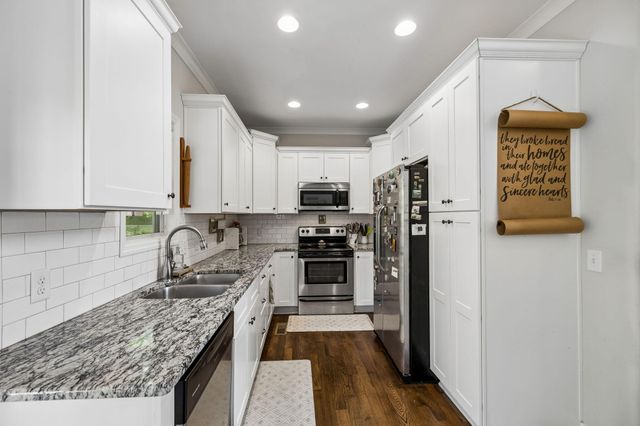 5555 Little Gem Lane, Ooltewah, TN 37363