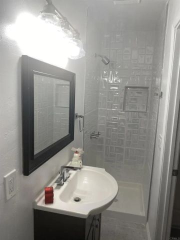 841 40th St., San Diego, CA 92102