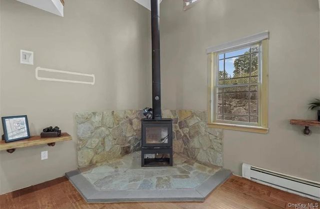 11 Oakdale Road, Putnam Valley, NY 10579