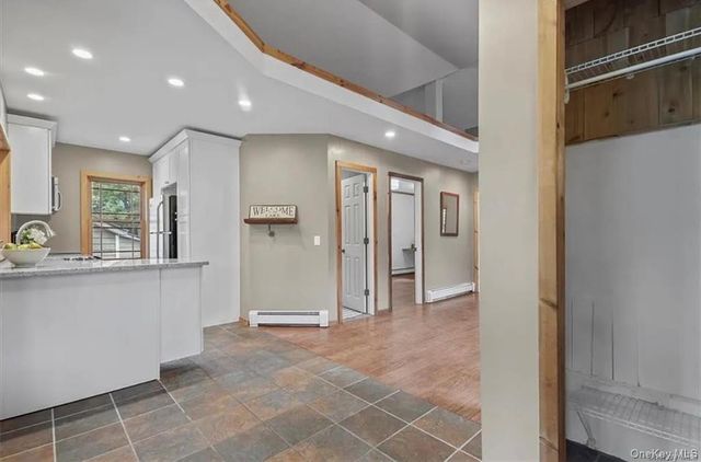 11 Oakdale Road, Putnam Valley, NY 10579