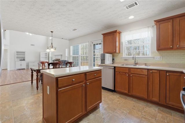 4003 Roxberry Hill Lane, Buford, GA 30518