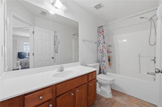 4003 Roxberry Hill Lane, Buford, GA 30518