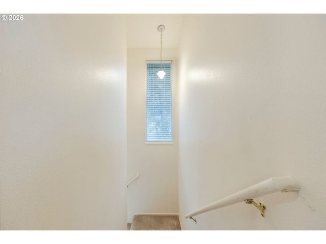 1500 NORKENZIE Rd 12, Eugene, OR 97401