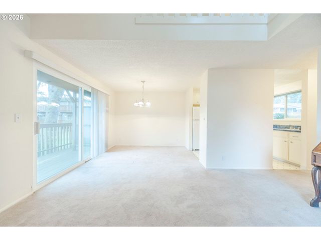 1500 NORKENZIE Rd 12, Eugene, OR 97401