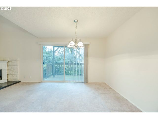 1500 NORKENZIE Rd 12, Eugene, OR 97401