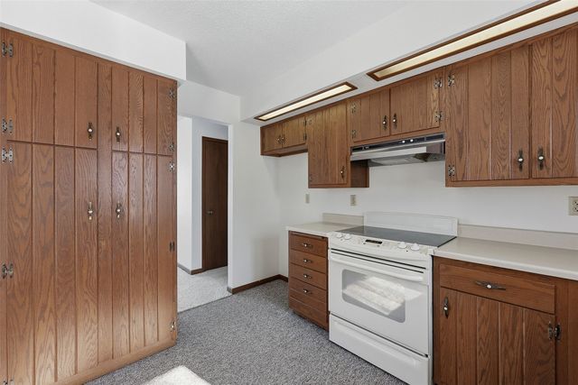 3815 1st Avenue SW, Cedar Rapids, IA 52405