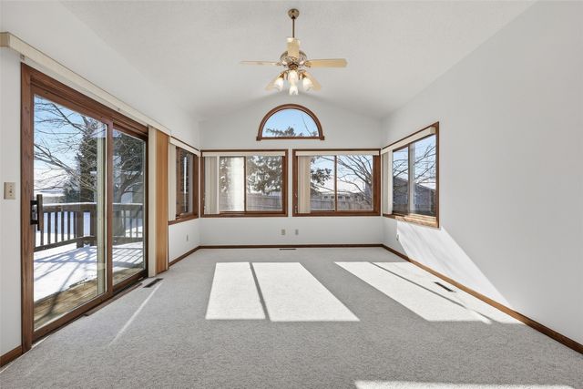 3815 1st Avenue SW, Cedar Rapids, IA 52405