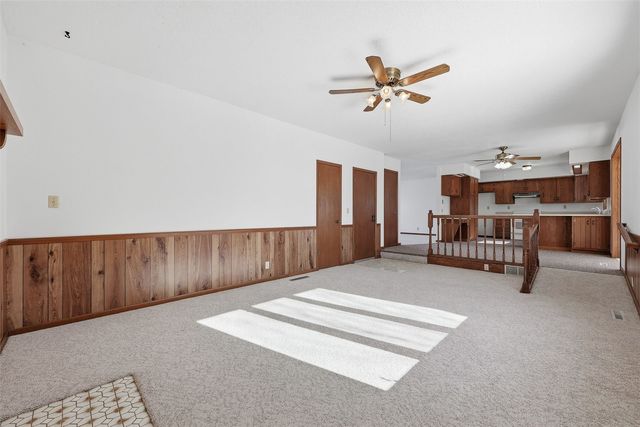 3815 1st Avenue SW, Cedar Rapids, IA 52405