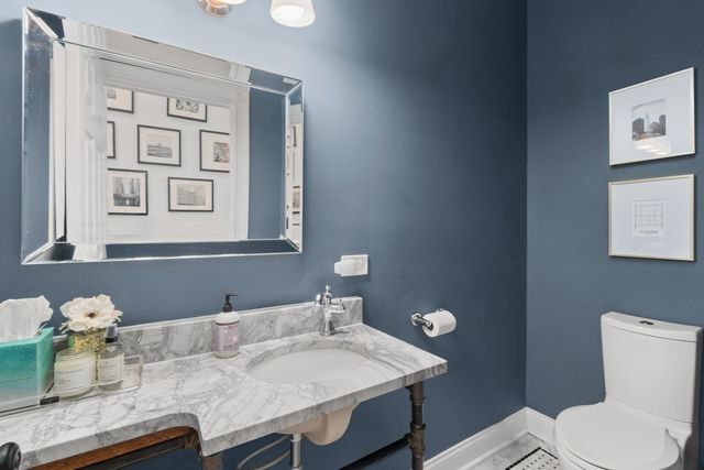 1849 W Superior Street 1, Chicago, IL 60622