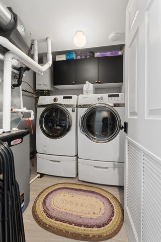 1849 W Superior Street 1, Chicago, IL 60622