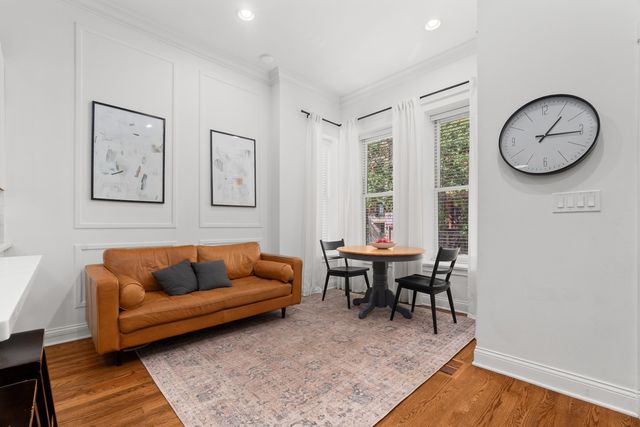 1849 W Superior Street 1, Chicago, IL 60622