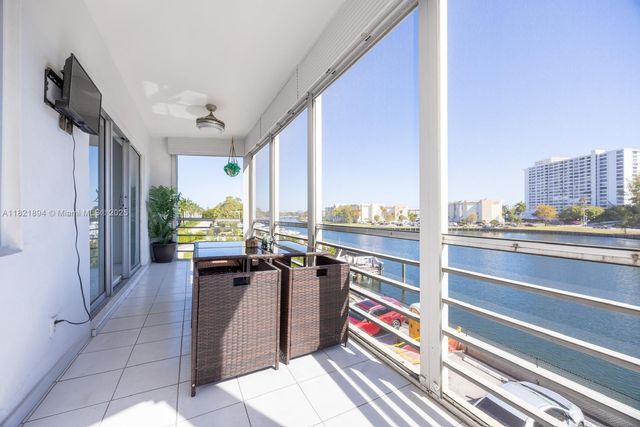 400 Diplomat Pkwy 302, Hallandale Beach, FL 33009