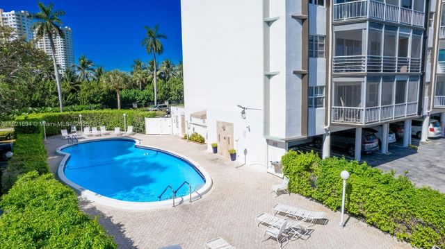 400 Diplomat Pkwy 302, Hallandale Beach, FL 33009