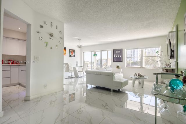 400 Diplomat Pkwy 302, Hallandale Beach, FL 33009