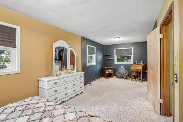 401 Woodview Drive, Sun Prairie, WI 53590