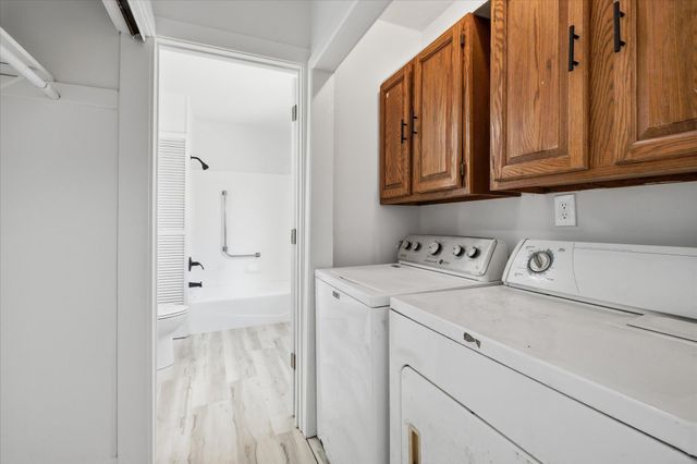 949 Conway Street, Saint Paul, MN 55106