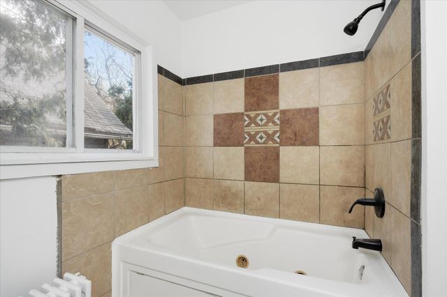 949 Conway Street, Saint Paul, MN 55106