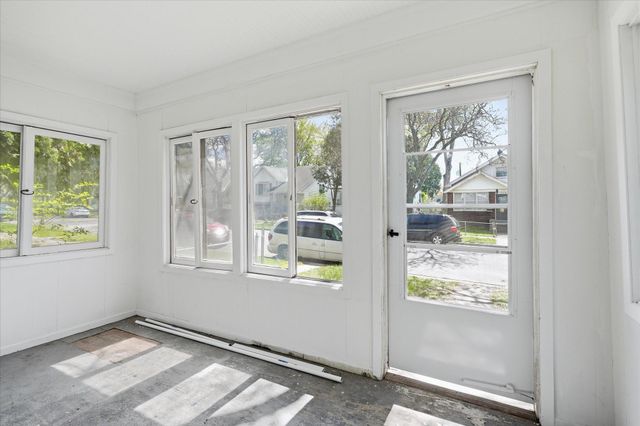949 Conway Street, Saint Paul, MN 55106
