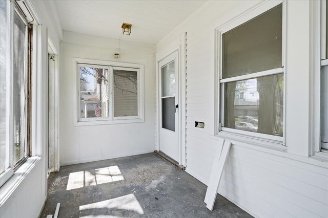 949 Conway Street, Saint Paul, MN 55106