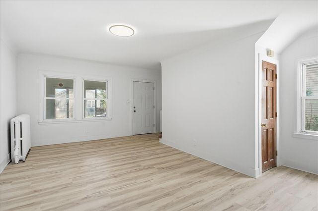949 Conway Street, Saint Paul, MN 55106