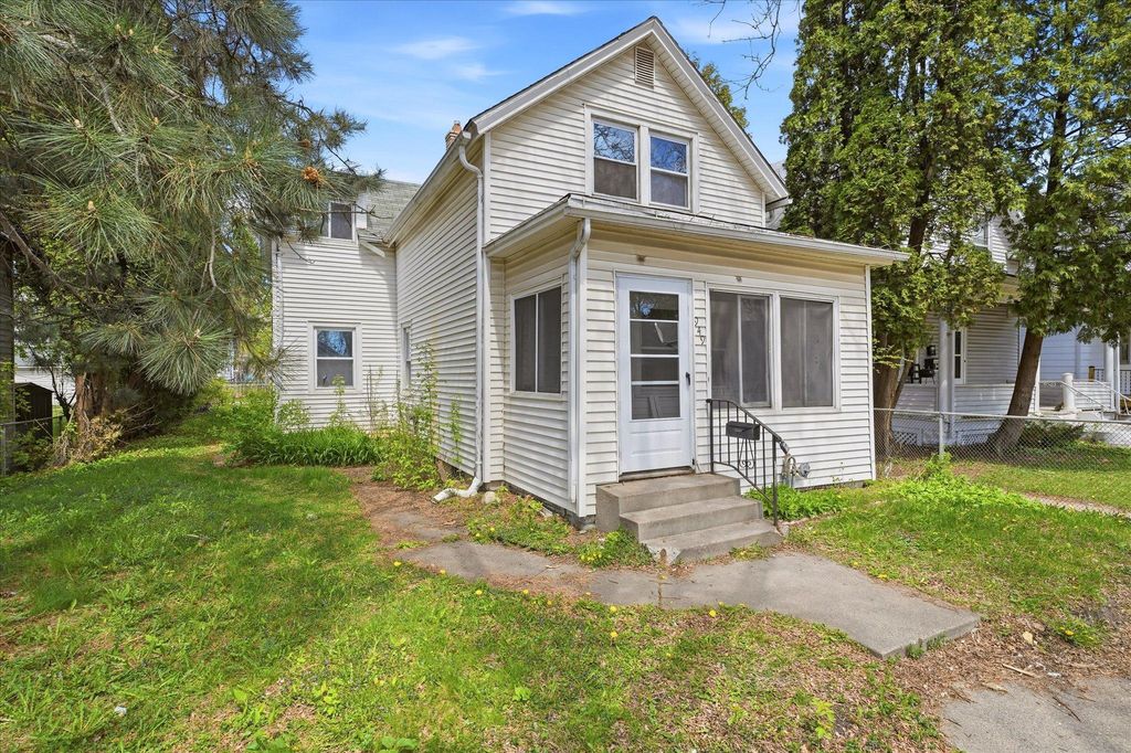 949 Conway Street, Saint Paul, MN 55106