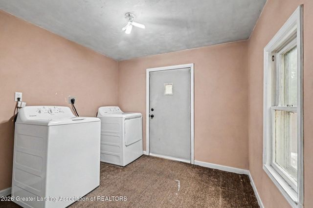 325 Cox Boulevard, Lansing, MI 48910
