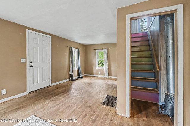 325 Cox Boulevard, Lansing, MI 48910