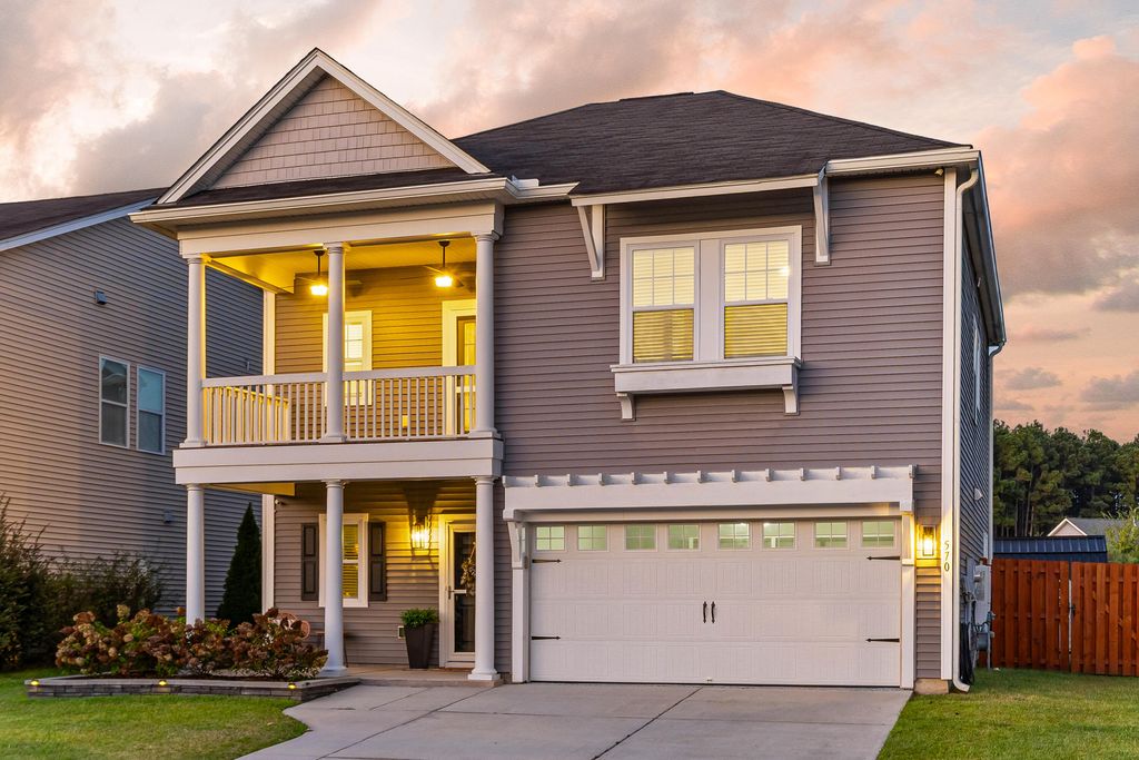 570 Crossland Drive, Moncks Corner, SC 29461