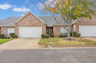 2313 Dietz Lane, Tyler, TX 75701