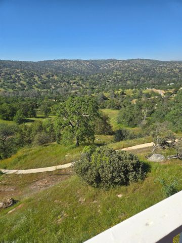 39925 Lilley Mountain Drive, Coarsegold, CA 93614