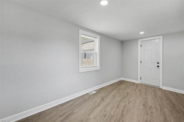 1200 Jenifer ST, Norfolk, VA 23503