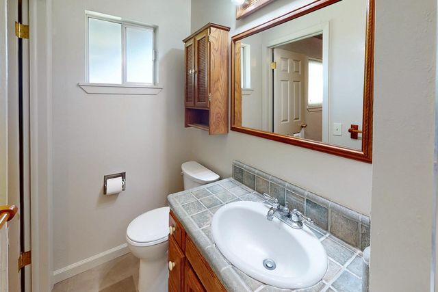 1909 10th Ave, Olivehurst, CA 95961