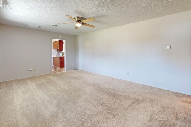 1909 10th Ave, Olivehurst, CA 95961