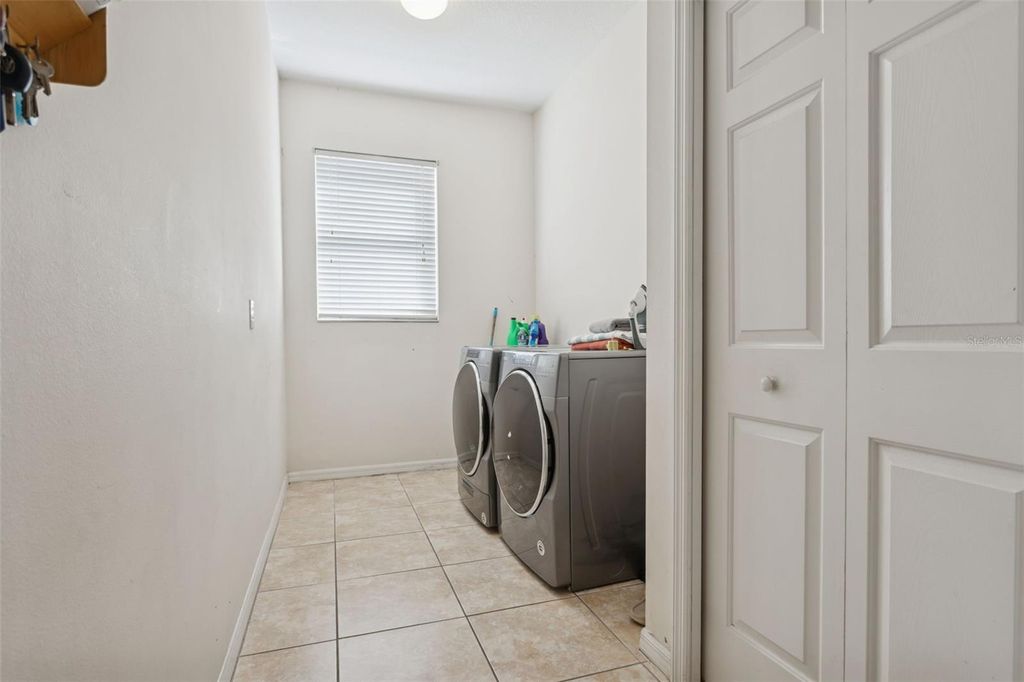 Image 41 of property listing at 18110 TURTLE BEACH WAY, Tampa, FL 33647