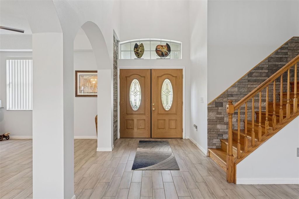 Image 6 of property listing at 18110 TURTLE BEACH WAY, Tampa, FL 33647