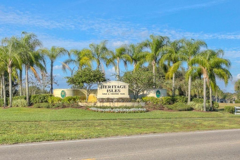 Image 58 of property listing at 18110 TURTLE BEACH WAY, Tampa, FL 33647