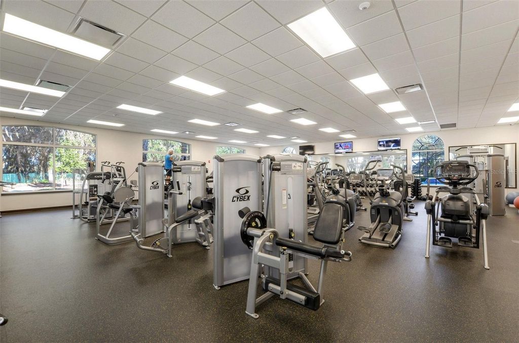 Image 83 of property listing at 18110 TURTLE BEACH WAY, Tampa, FL 33647