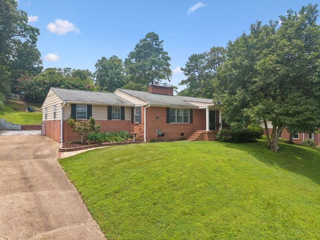 817 Belvoir Hills Drive, Chattanooga, TN 37412