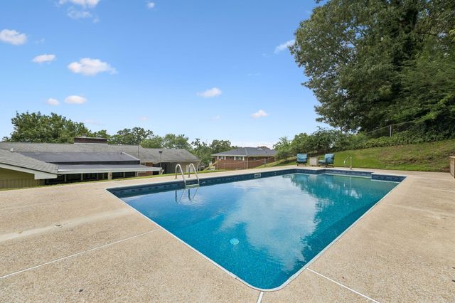 817 Belvoir Hills Drive, Chattanooga, TN 37412