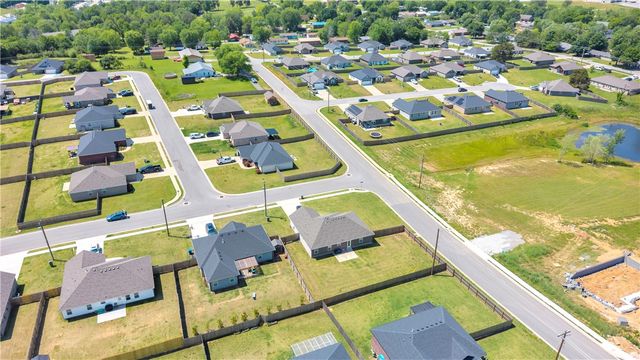 118 Brooke Street, Huntsville, AR 72740