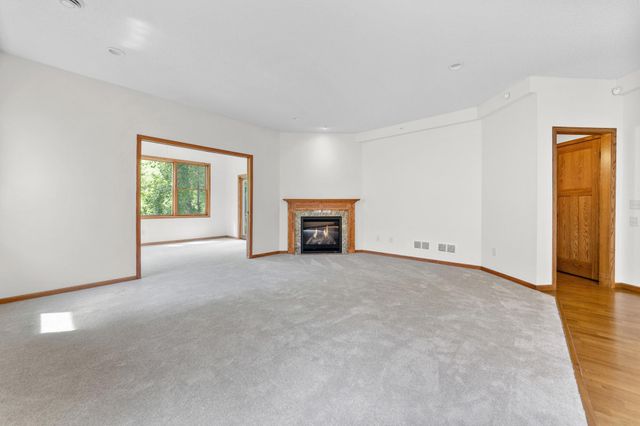 682 Bibeau Court, Vadnais Heights, MN 55127