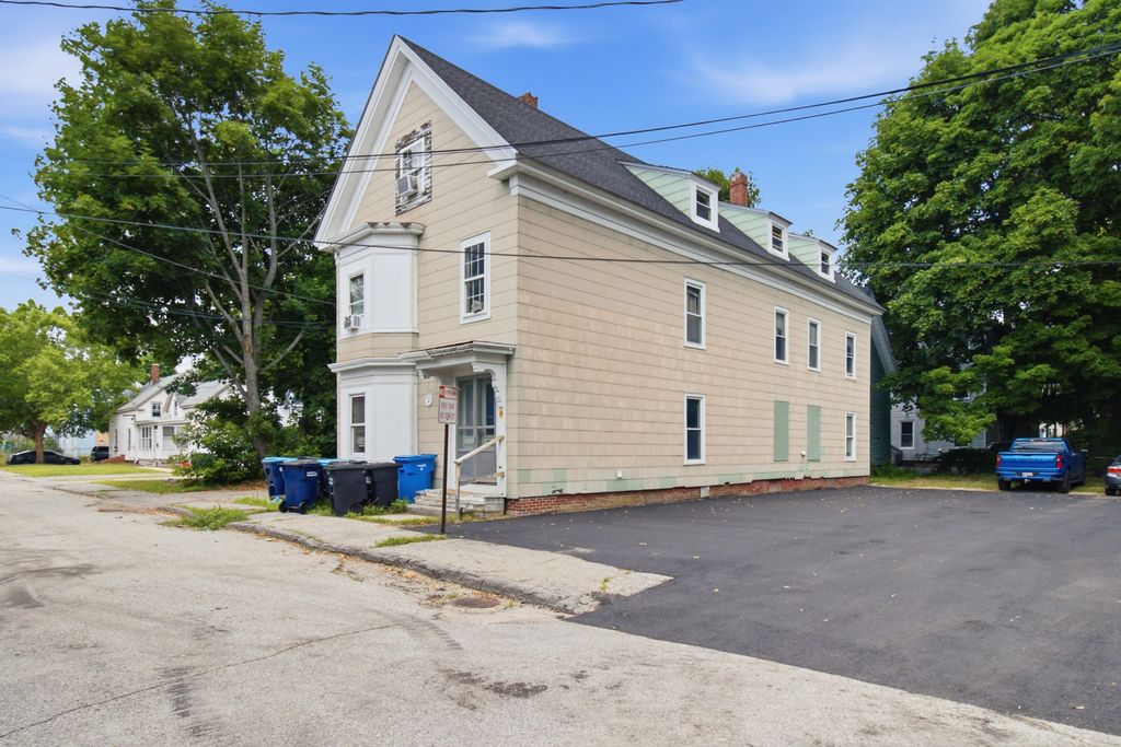 16 Temple Street, Auburn, ME 04210 — photo 2