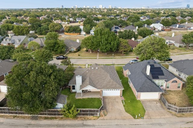 7021 Blalock Drive, The Colony, TX 75056