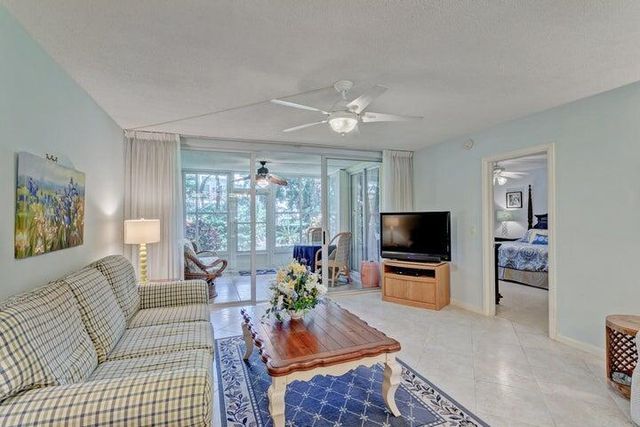 1201 N SUGAR SANDS Boulevard 3, Singer Island, FL 33404
