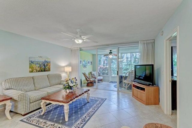 1201 N SUGAR SANDS Boulevard 3, Singer Island, FL 33404
