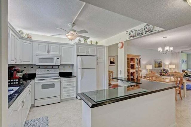 1201 N SUGAR SANDS Boulevard 3, Singer Island, FL 33404