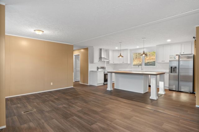 756 Bowman Road, Ringgold, GA 30736