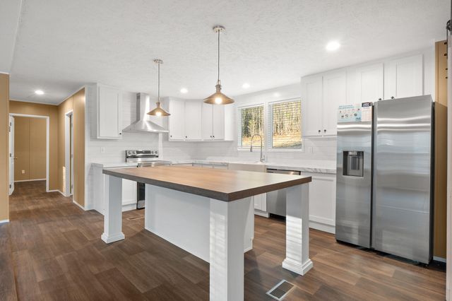 756 Bowman Road, Ringgold, GA 30736