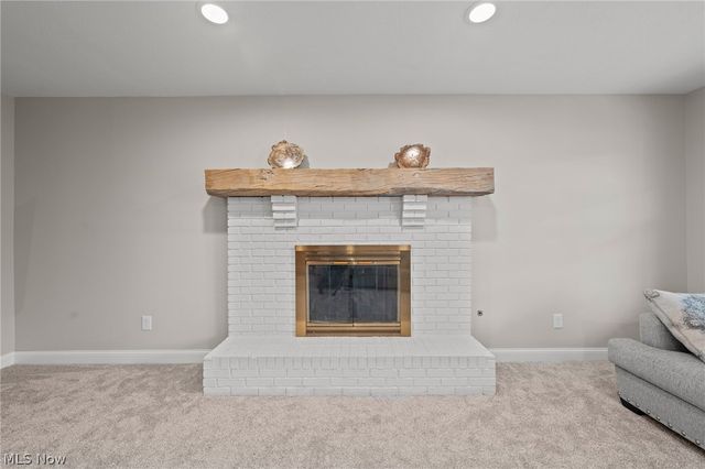 165 Valley Brook Boulevard, Hinckley, OH 44233